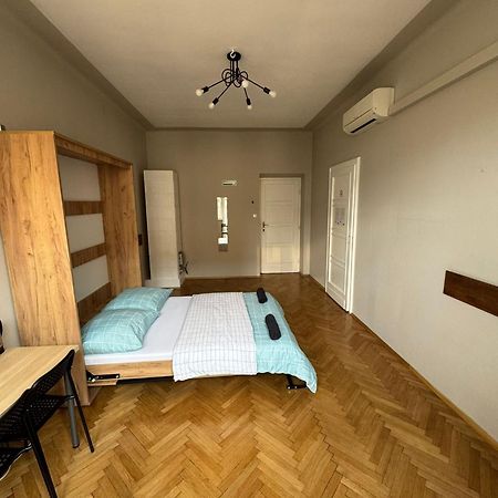 Fantastic Krk - Kr63 Pokoj Cn Kraków Exteriör bild