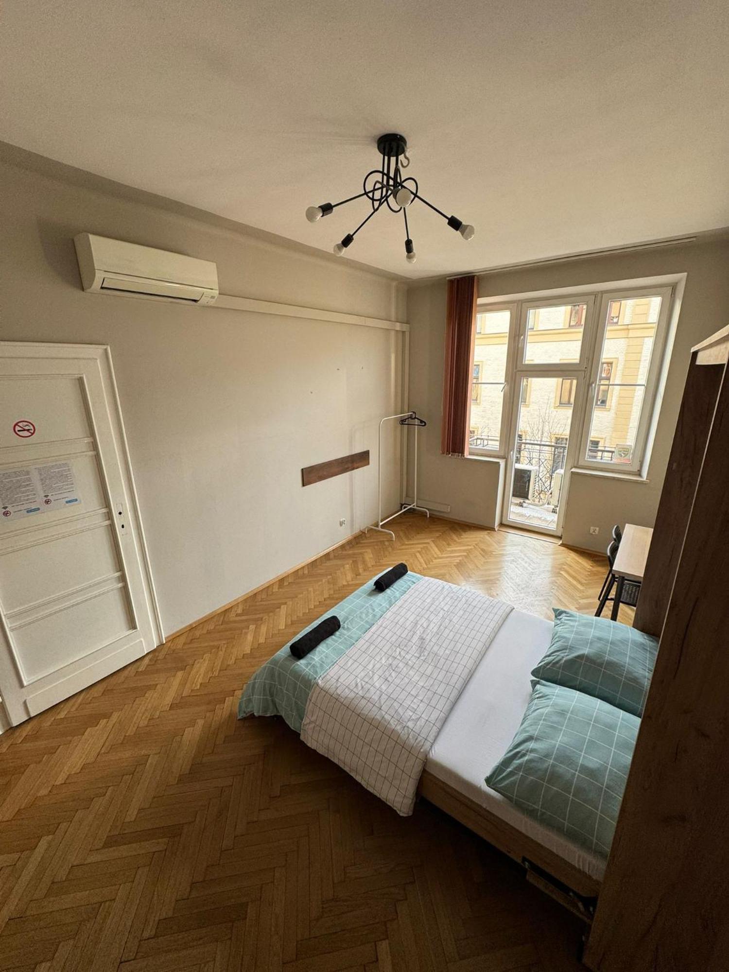 Fantastic Krk - Kr63 Pokoj Cn Kraków Exteriör bild