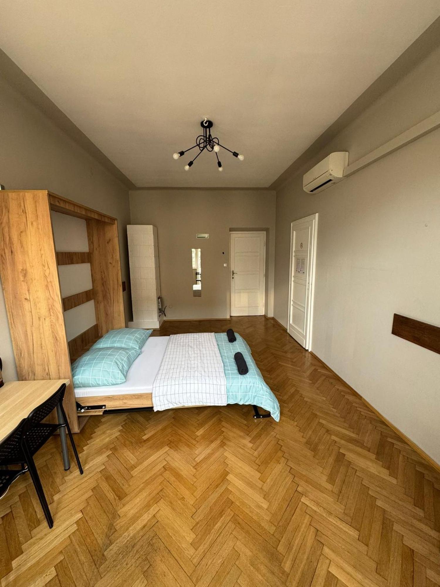Fantastic Krk - Kr63 Pokoj Cn Kraków Exteriör bild